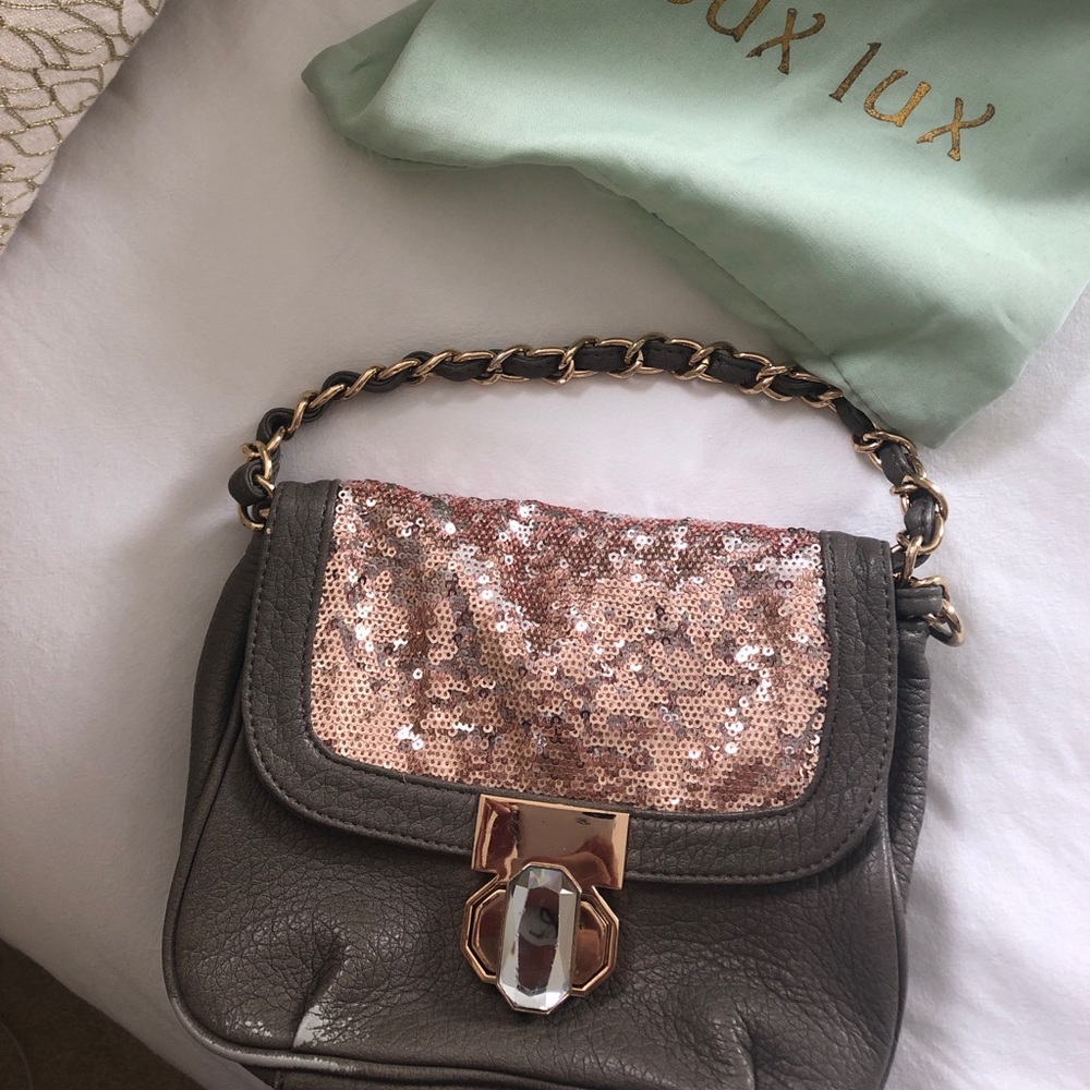 Crossbody bag
